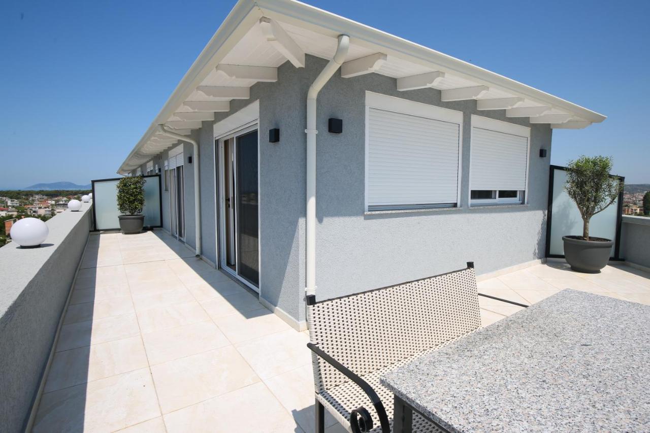 Queen Apartmets Vlorë מראה חיצוני תמונה