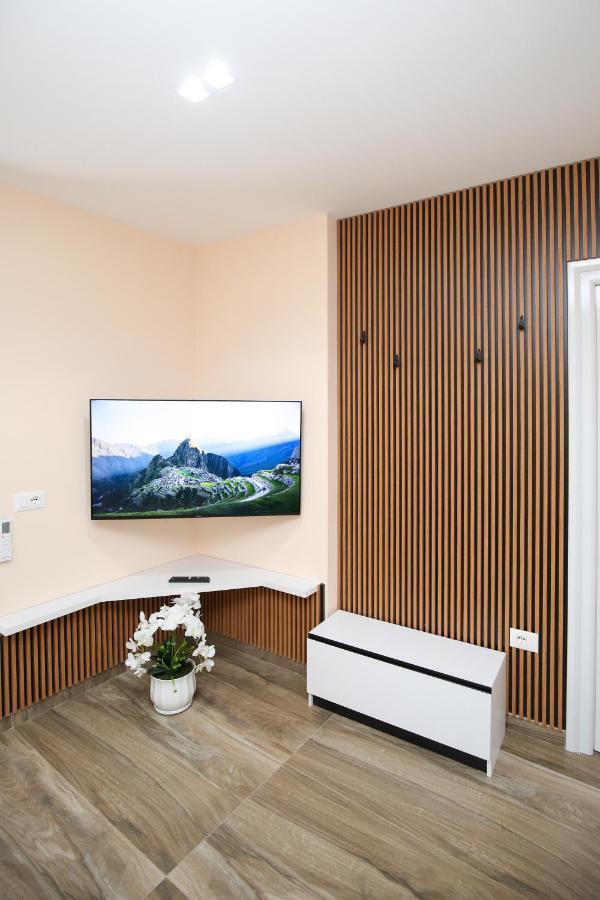 Queen Apartmets Vlorë מראה חיצוני תמונה