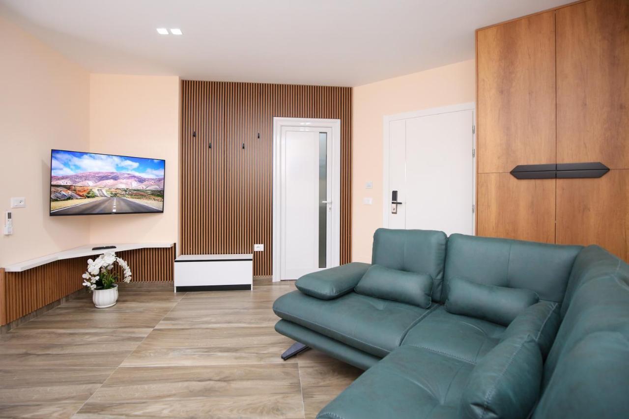 Queen Apartmets Vlorë מראה חיצוני תמונה