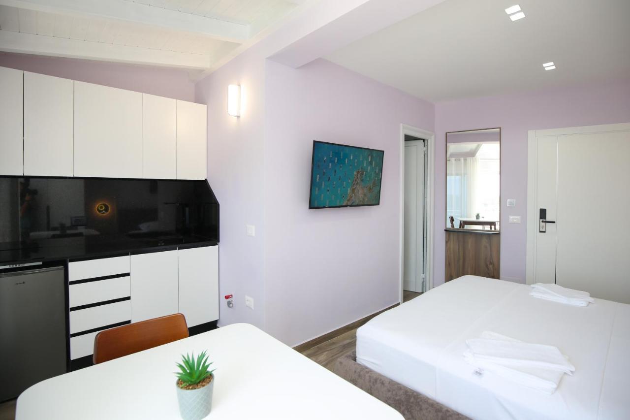 Queen Apartmets Vlorë מראה חיצוני תמונה