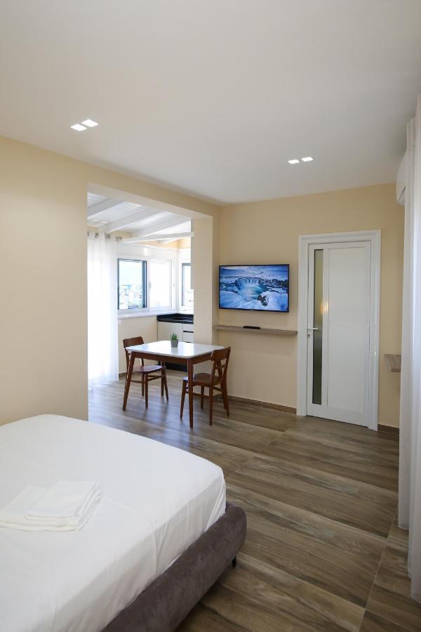 Queen Apartmets Vlorë מראה חיצוני תמונה