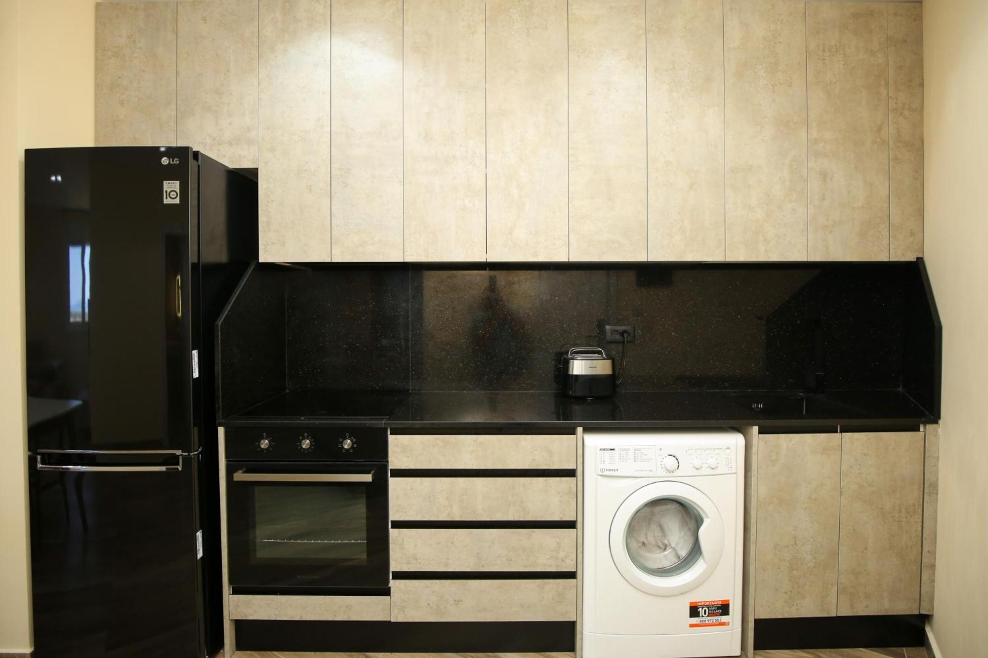 Queen Apartmets Vlorë מראה חיצוני תמונה