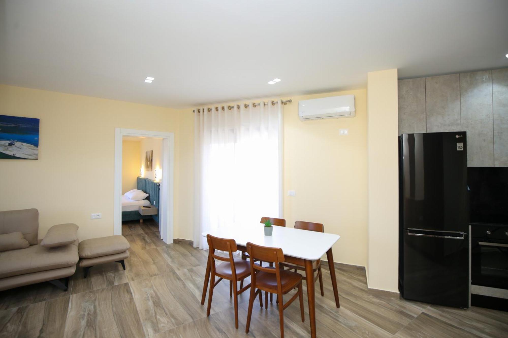 Queen Apartmets Vlorë מראה חיצוני תמונה